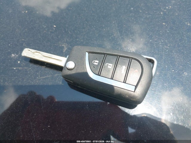 2022 Toyota Corolla Le მანქანა იყიდება აუქციონზე, vin: JTDEPMAE2N3026687, აუქციონის ნომერი: 45470561