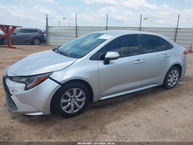 2022 Toyota Corolla Le მანქანა იყიდება აუქციონზე, vin: JTDEPMAE2N3026687, აუქციონის ნომერი: 45470561