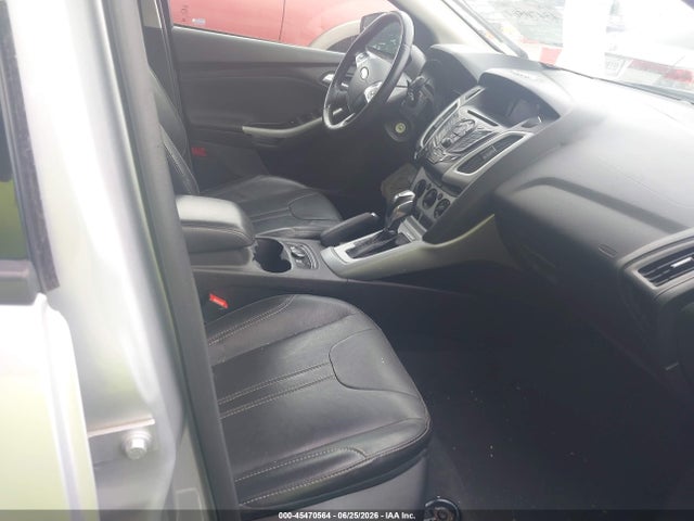 45470564 :رقم المزاد ، 1FADP3F24EL397621 vin ، 2014 Ford Focus Se مزاد بيع