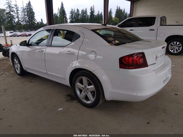 45470620 :رقم المزاد ، 1C3CDZAB2DN722640 vin ، 2013 Dodge Avenger Se مزاد بيع