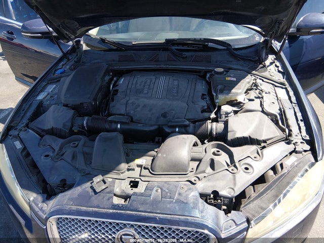 45470657 :رقم المزاد ، SAJWA0E77D8S87925 vin ، 2013 Jaguar Xf V6 Sc مزاد بيع