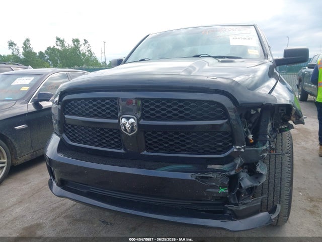 45470687 :رقم المزاد ، 1C6RR7KG1GS410070 vin ، 2016 Ram 1500 Express مزاد بيع