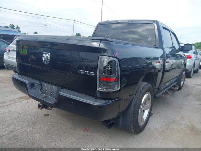 45470687 :رقم المزاد ، 1C6RR7KG1GS410070 vin ، 2016 Ram 1500 Express مزاد بيع