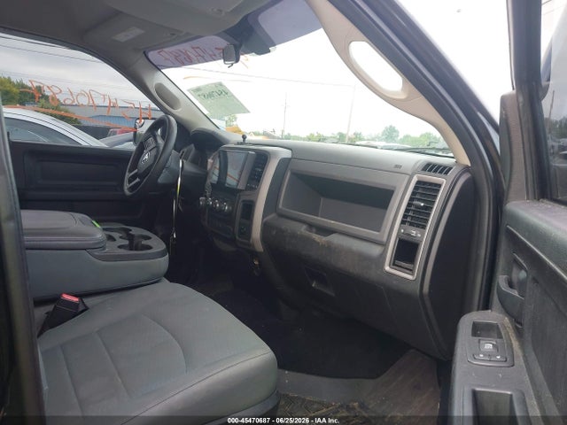45470687 :رقم المزاد ، 1C6RR7KG1GS410070 vin ، 2016 Ram 1500 Express مزاد بيع