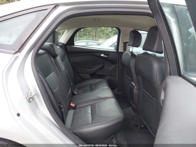 45470716 :رقم المزاد ، 1FADP3F23GL286271 vin ، 2016 Ford Focus Se مزاد بيع