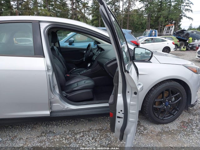 45470716 :رقم المزاد ، 1FADP3F23GL286271 vin ، 2016 Ford Focus Se مزاد بيع