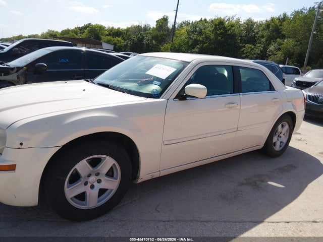 45470752 :رقم المزاد ، 2C3JA53G35H176197 vin ، 2005 Chrysler 300 Touring مزاد بيع