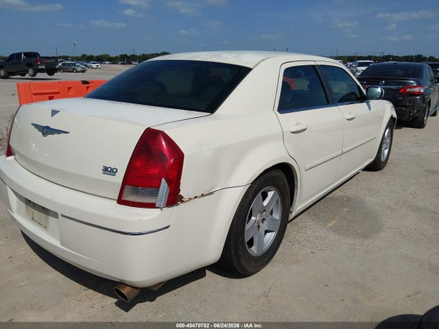 45470752 :رقم المزاد ، 2C3JA53G35H176197 vin ، 2005 Chrysler 300 Touring مزاد بيع