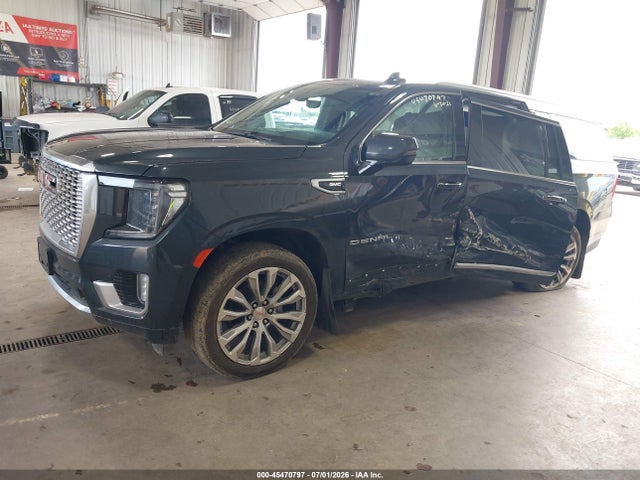 45470797 :رقم المزاد ، 1GKS2JKLXMR218954 vin ، 2021 Gmc Yukon Xl 4wd Denali مزاد بيع