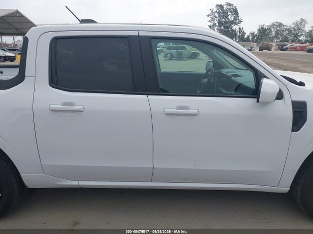 3FTCW8TA8SRA73120 Ford Maverick Lobo Standard