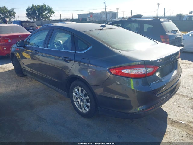 Ford FUSION S 2016 1FA6P0G74G5118094 Image 3