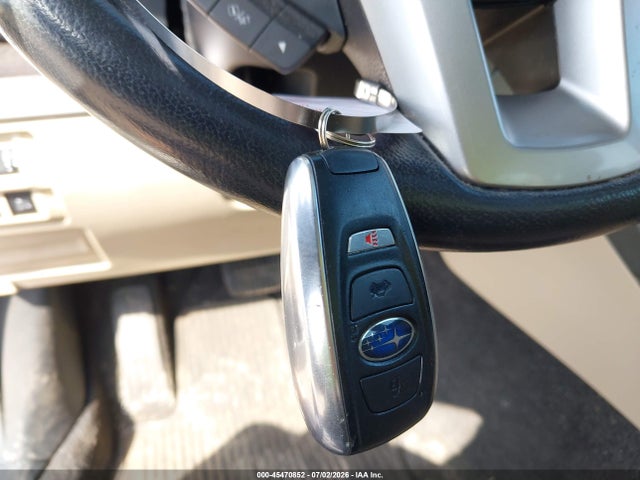 Продаж на аукціоні авто 2015 Subaru Legacy 3.6r Limited, vin: 4S3BNEN63F3016916, номер лоту: 45470852