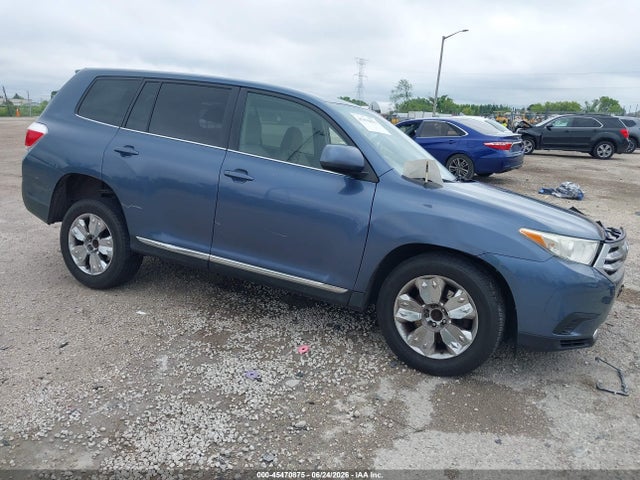 45470875 :رقم المزاد ، 5TDZA3EH8BS009016 vin ، 2011 Toyota Highlander مزاد بيع