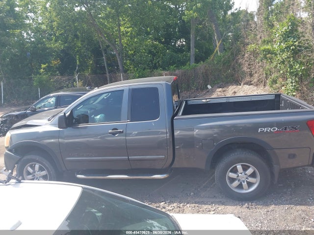 2012 Nissan Titan Pro-4x მანქანა იყიდება აუქციონზე, vin: 1N6AA0CC1CN317281, აუქციონის ნომერი: 45470928