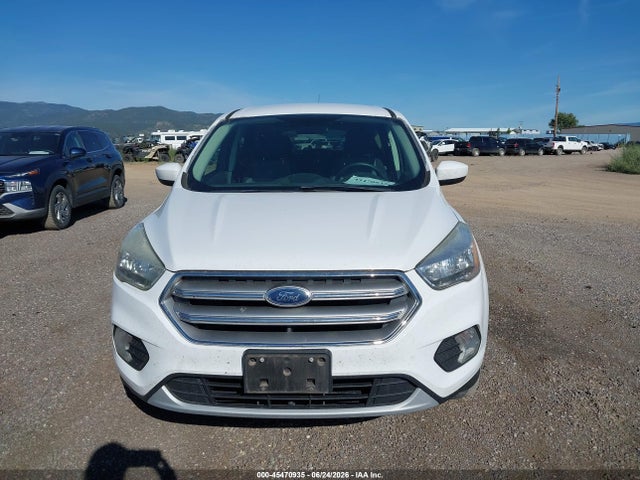 1FMCU9GD4HUE18527 Ford ESCAPE SE