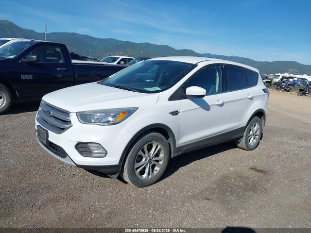 1FMCU9GD4HUE18527 Ford ESCAPE SE