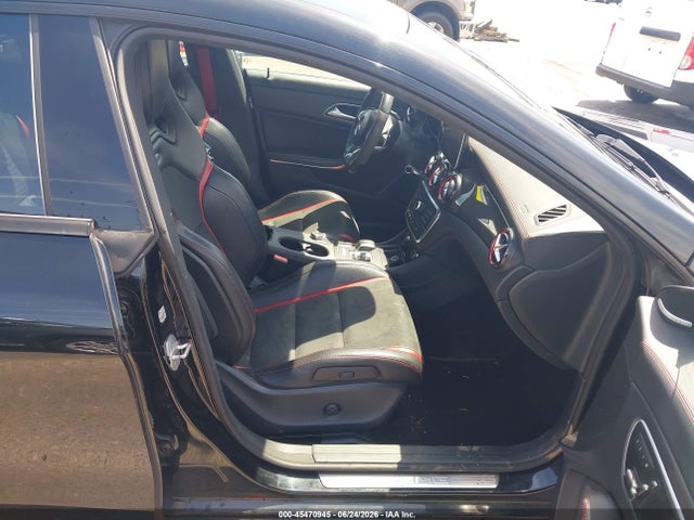 WDDSJ5CB7FN231530 Mercedes-Benz Cla 45 Amg 4matic