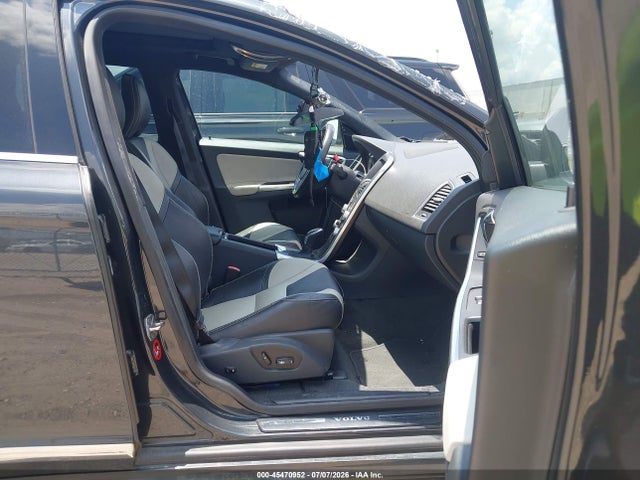 Aukcja sprzedaży 2015 Volvo Xc60 T6 Platinum, vin: YV449MDM0F2758989, numer aukcji: 45470952