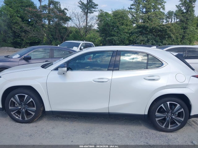 2025 Lexus Ux 300h Premium მანქანა იყიდება აუქციონზე, vin: JTHYBJAH7S2018475, აუქციონის ნომერი: 45470955