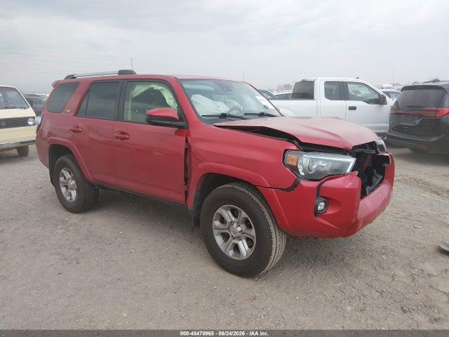 2022 Toyota 4runner Sr5 მანქანა იყიდება აუქციონზე, vin: JTEMU5JR2N6083446, აუქციონის ნომერი: 45470965