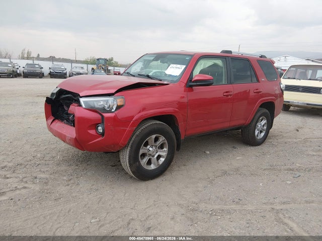2022 Toyota 4runner Sr5 მანქანა იყიდება აუქციონზე, vin: JTEMU5JR2N6083446, აუქციონის ნომერი: 45470965