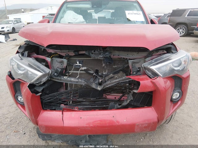 2022 Toyota 4runner Sr5 მანქანა იყიდება აუქციონზე, vin: JTEMU5JR2N6083446, აუქციონის ნომერი: 45470965