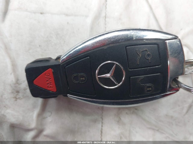 Продаж на аукціоні авто 2013 Mercedes-benz C 250, vin: WDDGJ4HB5DF956673, номер лоту: 45470973