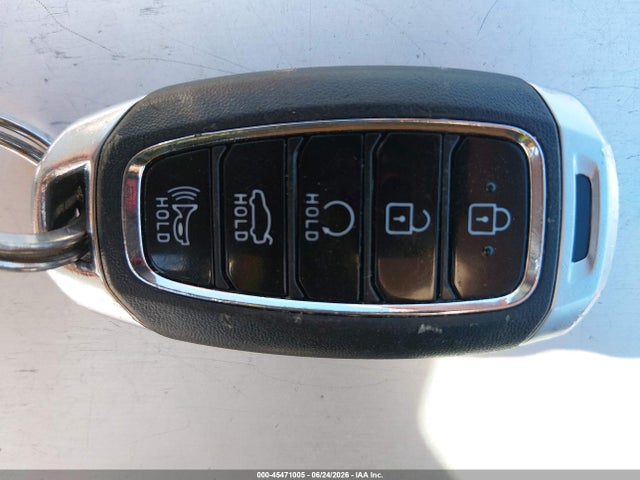 Продажа на аукционе авто 2021 Hyundai Elantra Limited, vin: KMHLP4AG3MU112104, номер лота: 45471005
