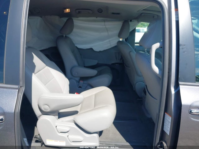 Toyota Sienna Xle 7 Passenger 2018 5TDDZ3DC9JS193468 Image 8