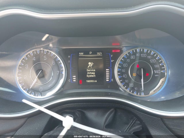 45471070 :رقم المزاد ، 1C3CCCAB9HN501641 vin ، 2017 Chrysler 200 Limited Platinum مزاد بيع