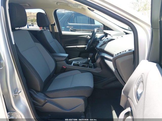 Ford ESCAPE SE 2017 1FMCU9GDXHUA41279 Image 5