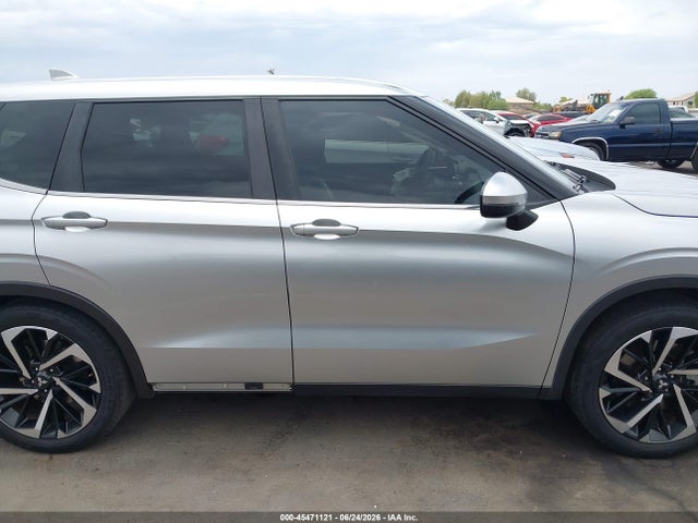 Auction sale of the 2022 Mitsubishi Outlander Es 2.5 2wd, vin: JA4J3TA86NZ015889, lot number: 45471121