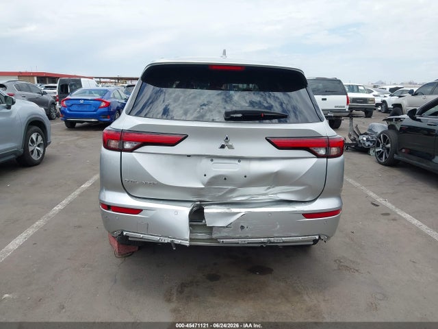 Auction sale of the 2022 Mitsubishi Outlander Es 2.5 2wd, vin: JA4J3TA86NZ015889, lot number: 45471121