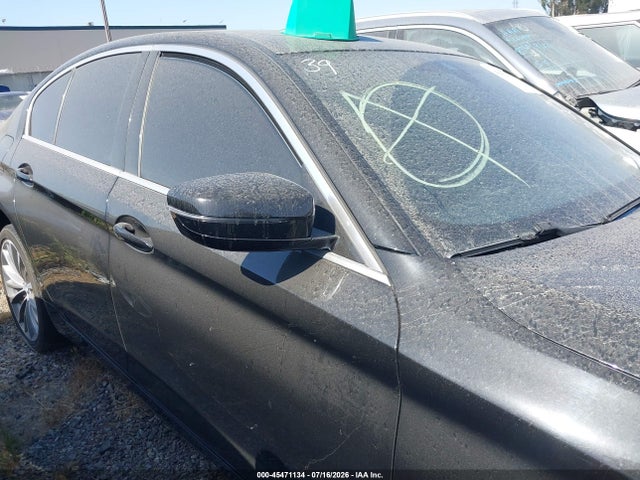 WBA53BH05MWW92236 BMW 530I