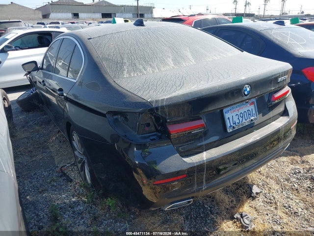BMW 530I 2021 WBA53BH05MWW92236 Image 3