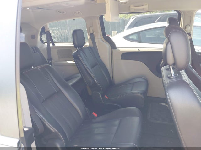 Продаж на аукціоні авто 2015 Chrysler Town & Country Touring-l, vin: 2C4RC1CG3FR589833, номер лоту: 45471185
