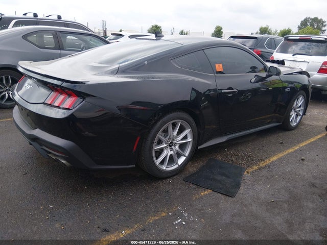 45471229 :رقم المزاد ، 1FA6P8CF2S5413389 vin ، 2025 Ford Mustang Gt Premium Fastback مزاد بيع