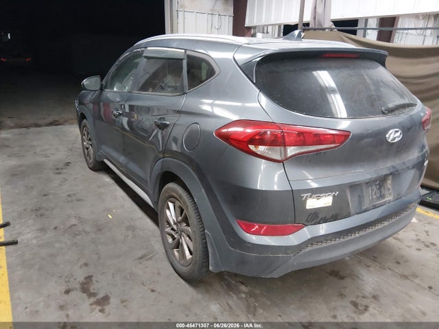 Hyundai TUCSON SEL 2018 KM8J3CA47JU680757 Image 3