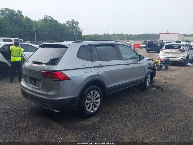 45471344 :رقم المزاد ، 3VV1B7AX8LM082064 vin ، 2020 Volkswagen Tiguan 2.0t S مزاد بيع
