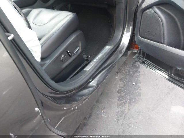 2FMPK3K93KBB69805 Ford Edge Titanium