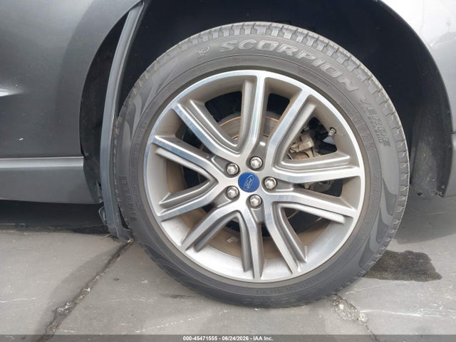 2FMPK3K93KBB69805 Ford Edge Titanium