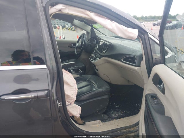 Chrysler Pacifica Touring-l 2017 2C4RC1BGXHR820277 Image 5