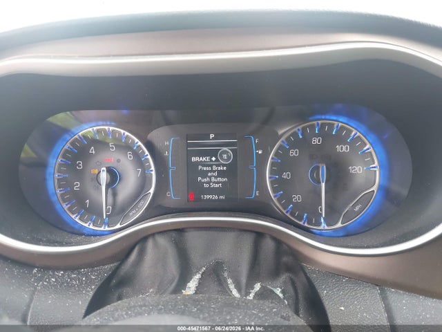 Chrysler Pacifica Touring-l 2017 2C4RC1BGXHR820277 Image 7