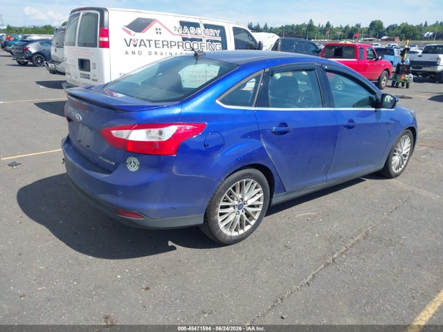 Ford Focus Titanium 2014 1FADP3J23EL221330 Image 4