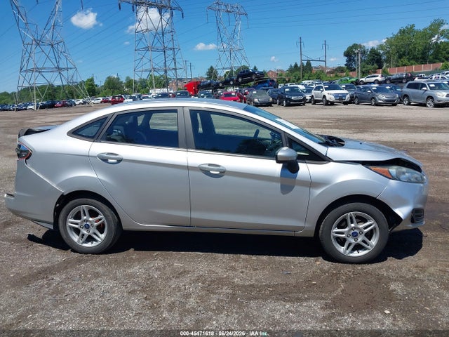 Ford FIESTA SE 2018 3FADP4BJ4JM133374 Image 14