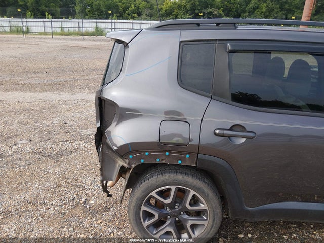ZACCJABB3JPH18961 Jeep Renegade Latitude Fwd