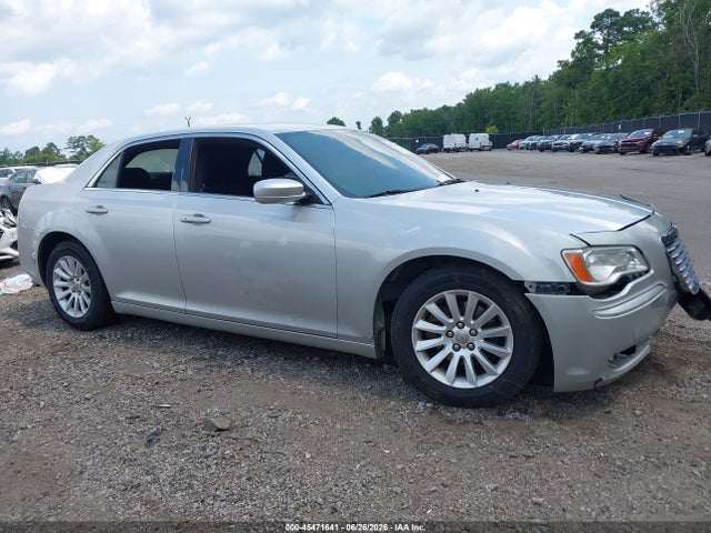 45471641 :رقم المزاد ، 2C3CCAAG2CH273824 vin ، 2012 Chrysler 300 مزاد بيع