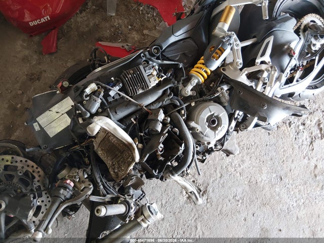 Ducati Panigale V2 2022 ZDMHAATW1NB008436 Image 9