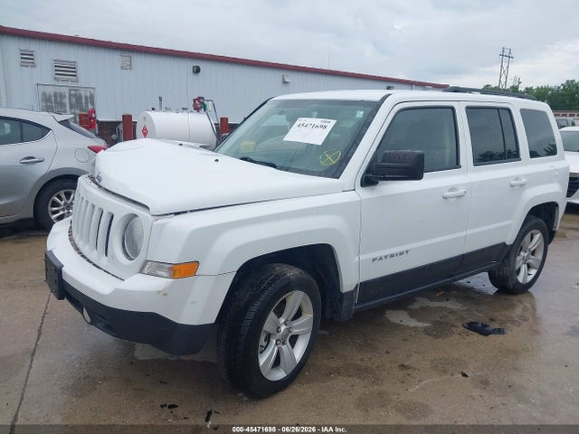 2015 Jeep Patriot Latitude მანქანა იყიდება აუქციონზე, vin: 1C4NJRFB8FD283992, აუქციონის ნომერი: 45471698