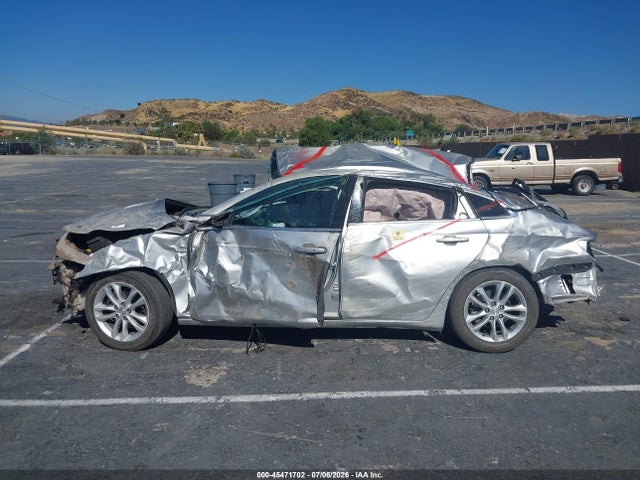 1G1ZF5SU3JF129554 Chevrolet MALIBU HYBRID